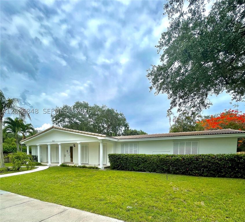 14321 SW 77th Ave, Palmetto Bay, FL 33158