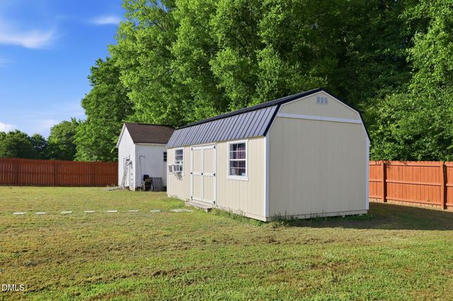 1047 Smith Road, Smithfield, NC 27577