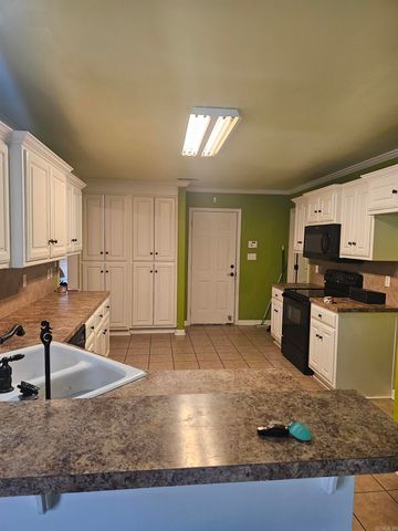 3609 Westshore Drive, Sherwood, AR 72120