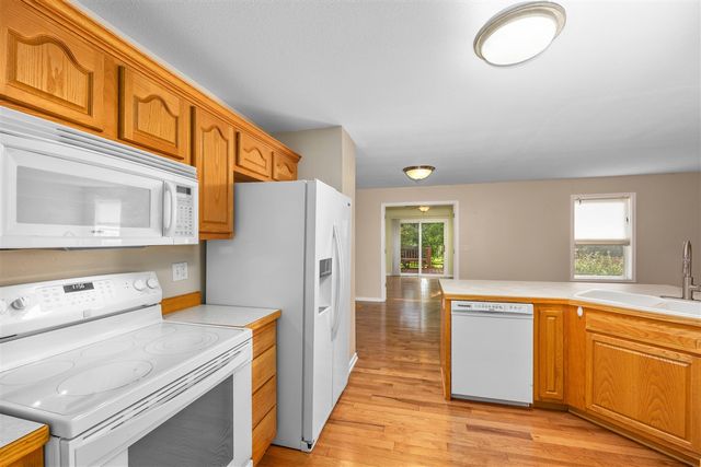 1588 Gander Hill Drive, Holt, MI 48842