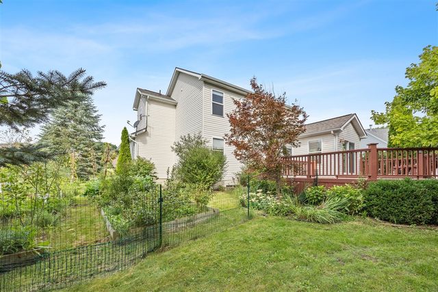 1588 Gander Hill Drive, Holt, MI 48842