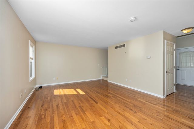 1588 Gander Hill Drive, Holt, MI 48842