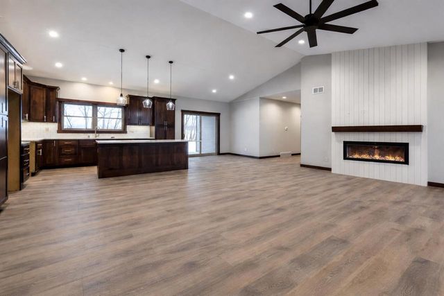 W24362 Fairway DRIVE, Trempealeau, WI 54661