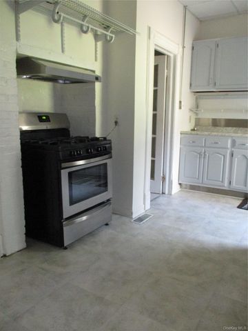 33 Bayview Terrace Unit 1, Newburgh, NY 12550