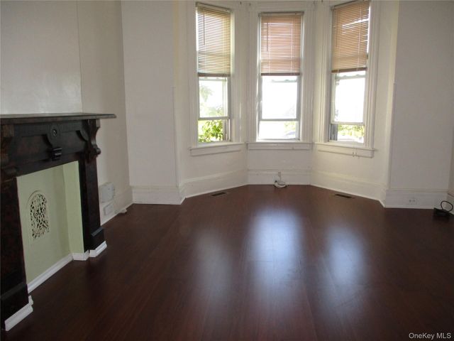33 Bayview Terrace Unit 1, Newburgh, NY 12550