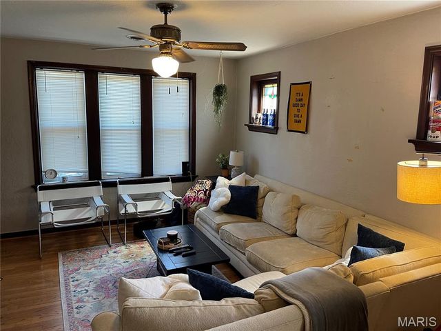 5008 Oleatha Avenue, St Louis, MO 63139