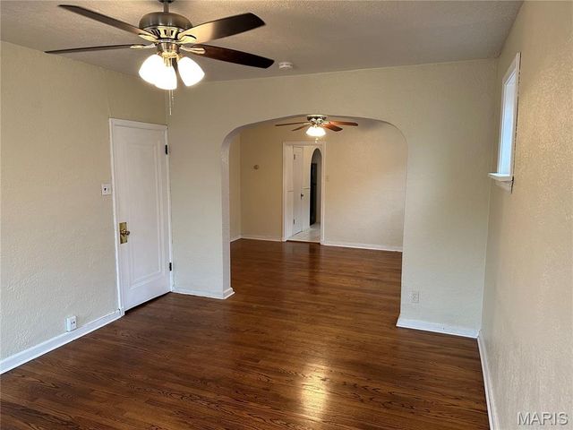 5008 Oleatha Avenue, St Louis, MO 63139