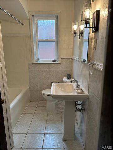 5008 Oleatha Avenue, St Louis, MO 63139