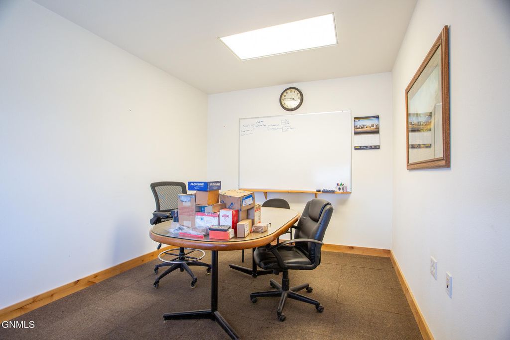 4319 16th Avenue W, Williston, ND 58801 photo 11