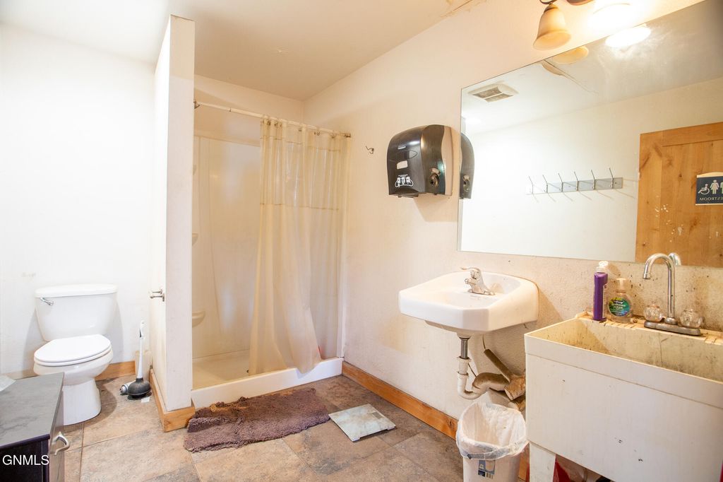 4319 16th Avenue W, Williston, ND 58801 photo 16