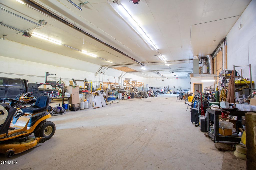 4319 16th Avenue W, Williston, ND 58801 photo 20