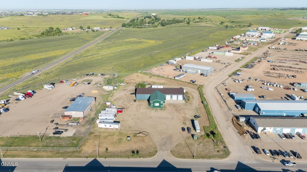 4319 16th Avenue W, Williston, ND 58801 photo 26