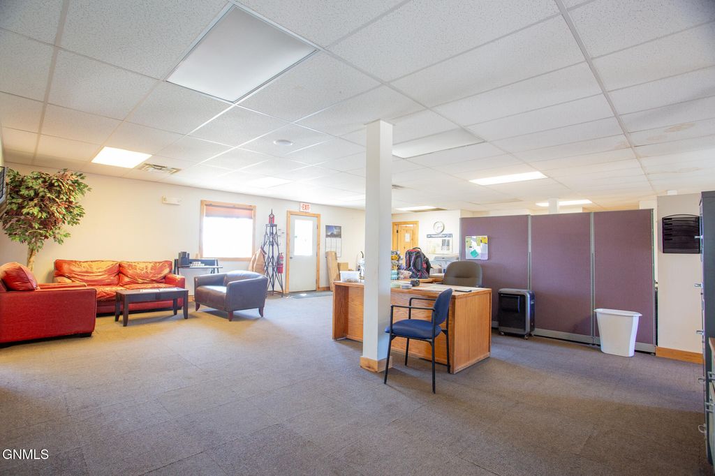 4319 16th Avenue W, Williston, ND 58801 photo 5