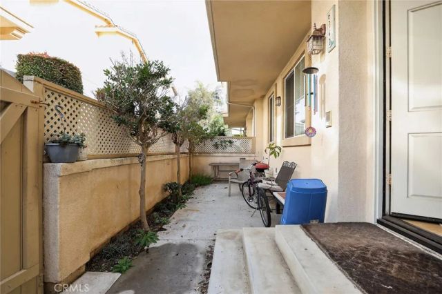 634 Meyer Lane D, Redondo Beach, CA 90278