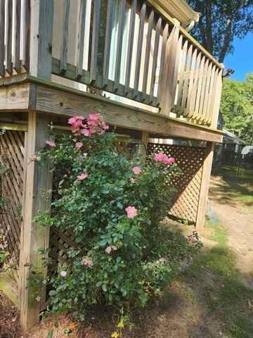 10 Howard Ave, Bourne, MA 02553