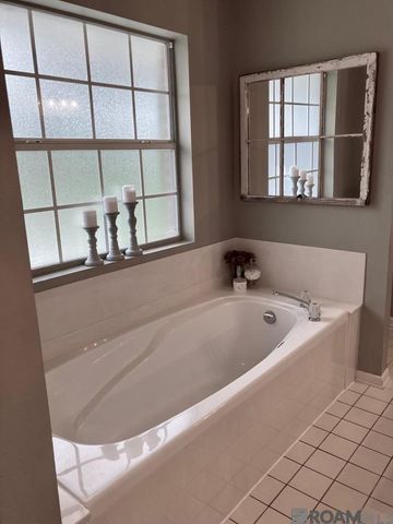 11280 Amalie St, Oscar, LA 70762