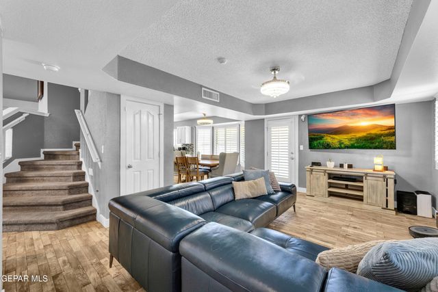427 Winter Spring Place, El Paso, TX 79928