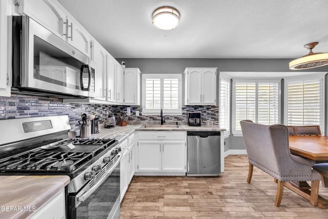 427 Winter Spring Place, El Paso, TX 79928