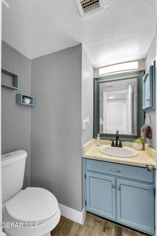 427 Winter Spring Place, El Paso, TX 79928