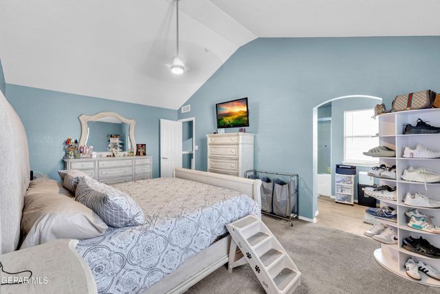 427 Winter Spring Place, El Paso, TX 79928