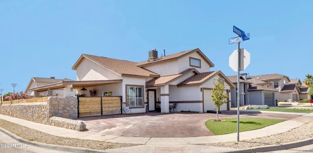 427 Winter Spring Place, El Paso, TX 79928