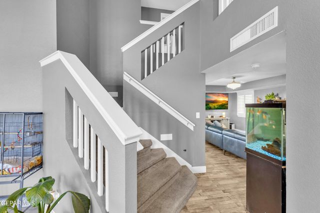 427 Winter Spring Place, El Paso, TX 79928