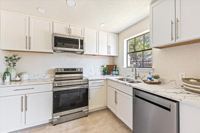 5012 Santa Elena Court, Granbury, TX 76049