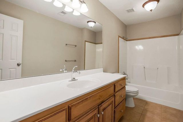 21703 W 57th Terrace, Shawnee, KS 66218