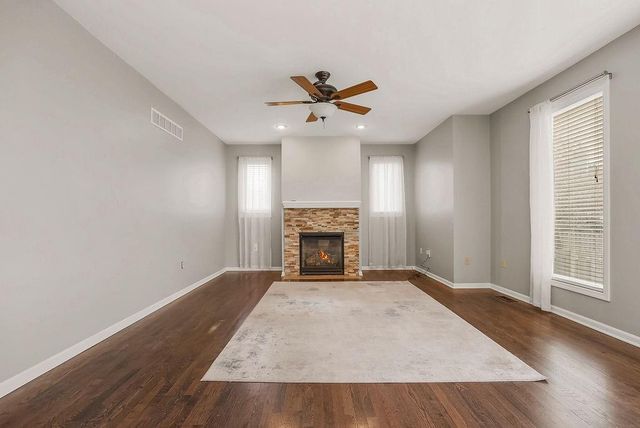 21703 W 57th Terrace, Shawnee, KS 66218