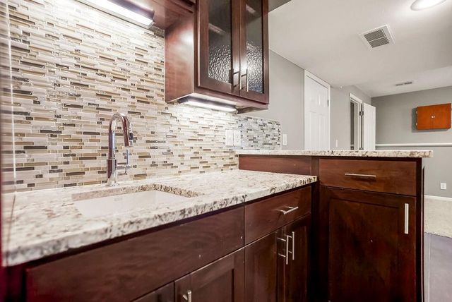 21703 W 57th Terrace, Shawnee, KS 66218