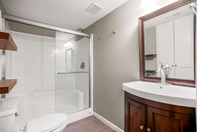 21703 W 57th Terrace, Shawnee, KS 66218