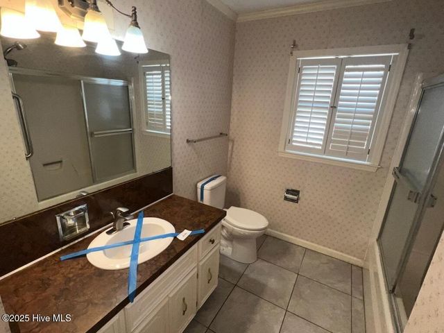 141 W Thomas Drive, Jacksonville, NC 28546