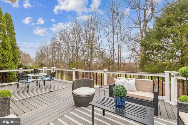 25626 CREEK RUN TER, Chantilly, VA 20152