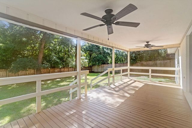 651 Caribbean Way, Niceville, FL 32578