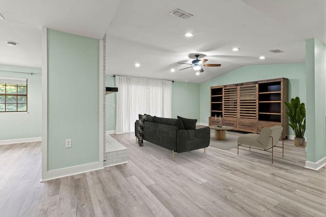 651 Caribbean Way, Niceville, FL 32578