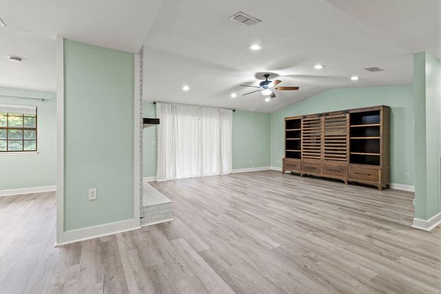 651 Caribbean Way, Niceville, FL 32578