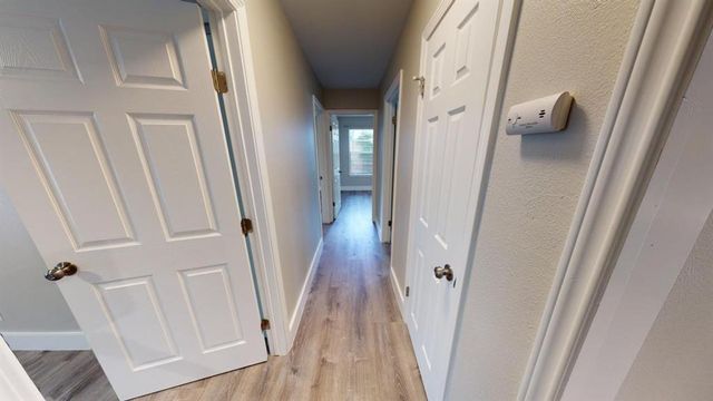 8700 Parkfield DR, Austin, TX 78758