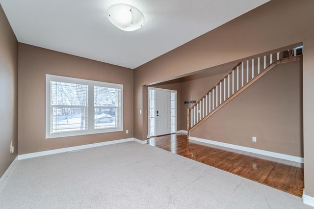 20791 Gemini Trail, Lakeville, MN 55044