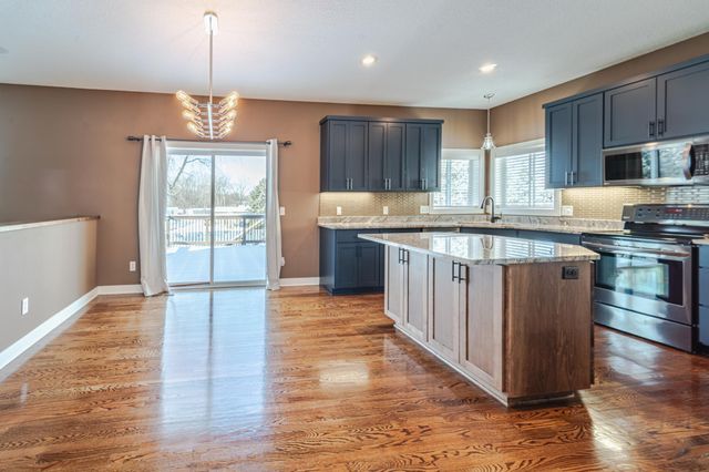 20791 Gemini Trail, Lakeville, MN 55044