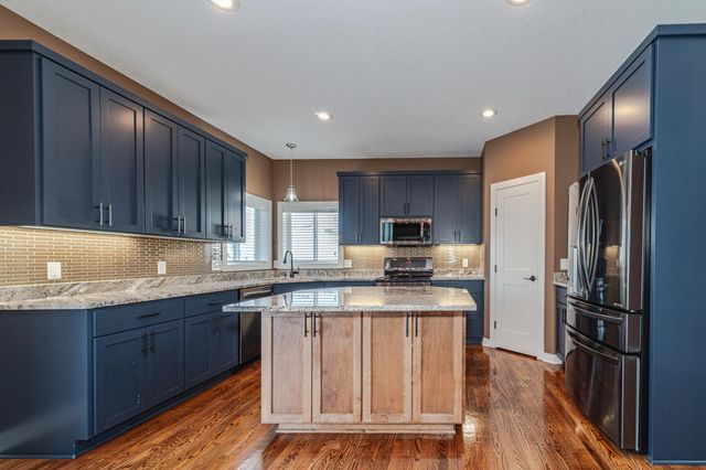 20791 Gemini Trail, Lakeville, MN 55044