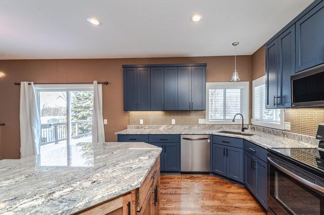 20791 Gemini Trail, Lakeville, MN 55044