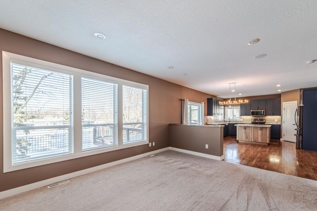 20791 Gemini Trail, Lakeville, MN 55044