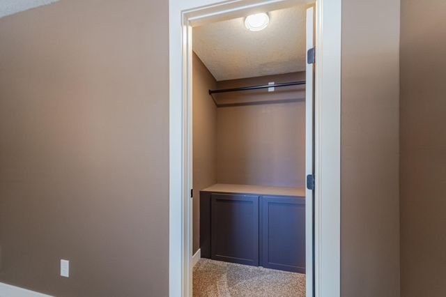 20791 Gemini Trail, Lakeville, MN 55044