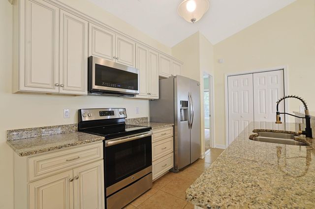 160 Palm Cove Circle, Myrtle Beach, SC 29588