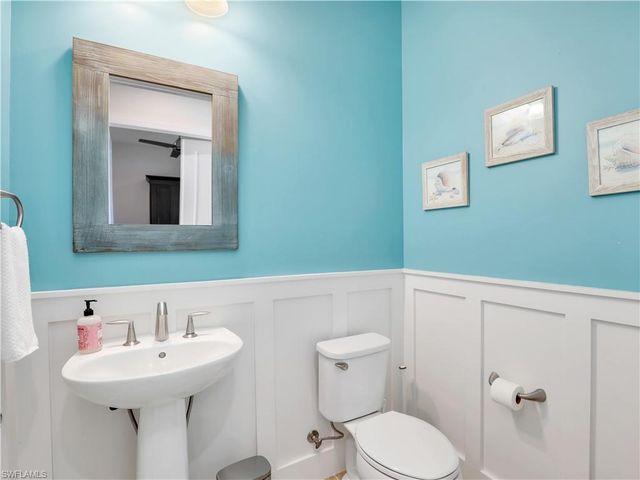 9288 Cayman DR, Naples, FL 34114