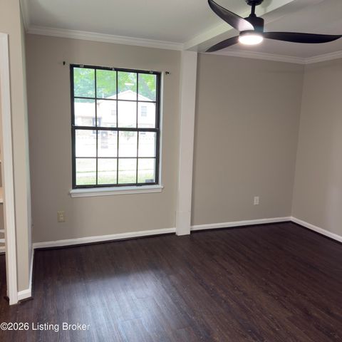 6623 Holly Lake Dr, Louisville, KY 40291