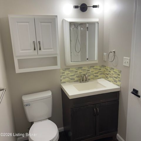 6623 Holly Lake Dr, Louisville, KY 40291