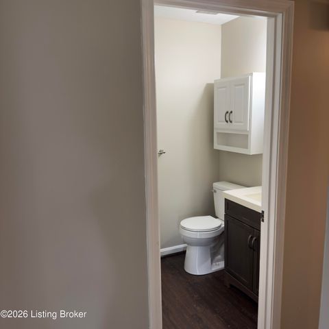 6623 Holly Lake Dr, Louisville, KY 40291