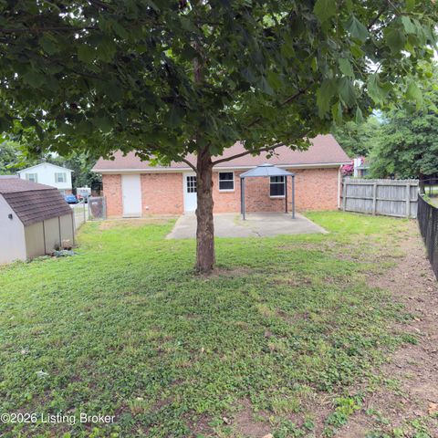 6623 Holly Lake Dr, Louisville, KY 40291