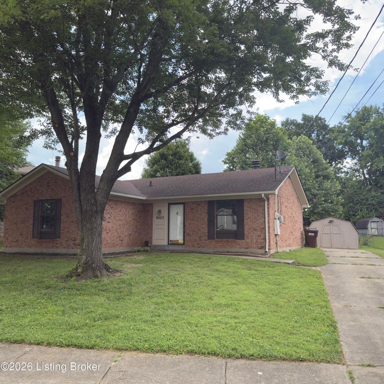 6623 Holly Lake Dr, Louisville, KY 40291